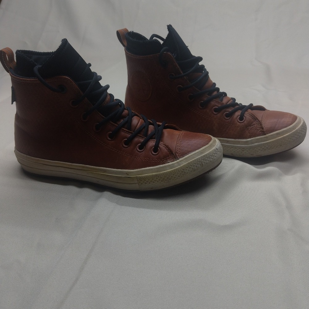 Converse Chuck Taylor All Star II Shoes Size 9 Leather Waterproof Boot